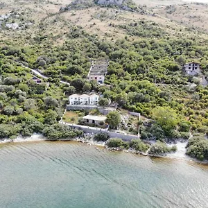 Vani I Bardhe Willa Zogaji